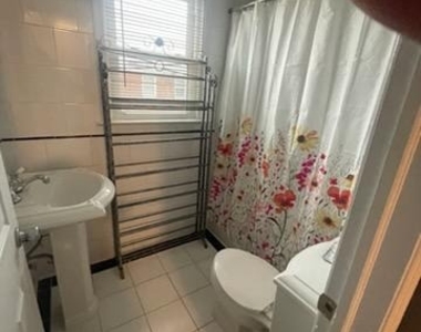 718 Selma Street - Photo Thumbnail 8