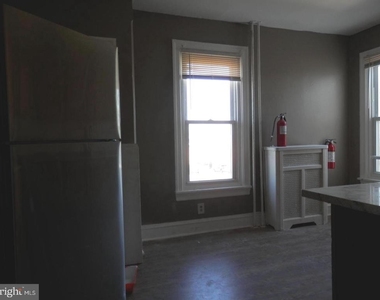 44 W Baltimore Avenue - Photo Thumbnail 2