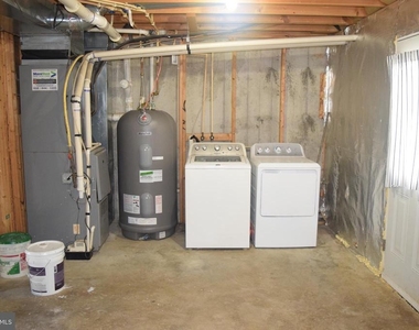 326 Larose Drive - Photo Thumbnail 2