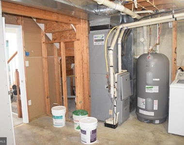 326 Larose Drive - Photo Thumbnail 3