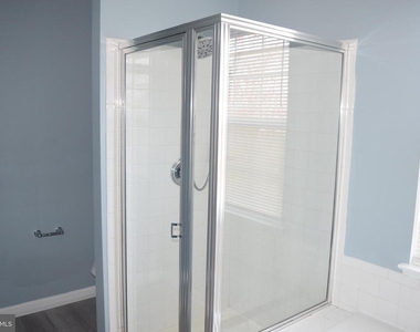326 Larose Drive - Photo Thumbnail 21