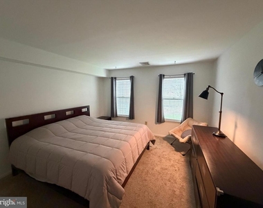 106 Pinewood Drive - Photo Thumbnail 2
