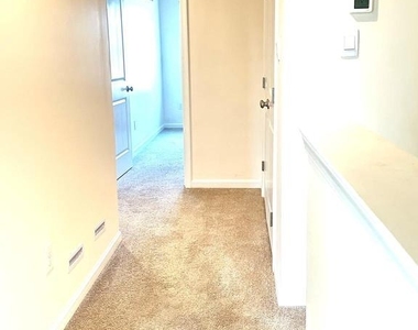 121 Mazzeo Drive - Photo Thumbnail 17