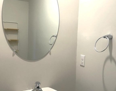 121 Mazzeo Drive - Photo Thumbnail 9