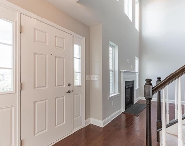 507 Lexington Mews - Photo Thumbnail 25