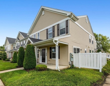 507 Lexington Mews - Photo Thumbnail 30