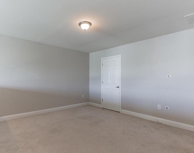 507 Lexington Mews - Photo Thumbnail 23