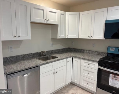2403 Beacon Drive - Photo Thumbnail 5