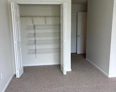 2403 Beacon Drive - Photo Thumbnail 10