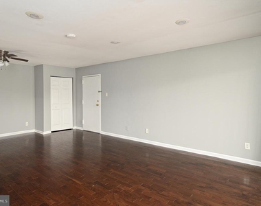 10133 Prince Place - Photo Thumbnail 4