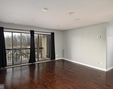 10133 Prince Place - Photo Thumbnail 5