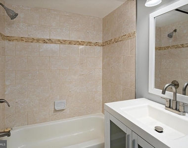 10133 Prince Place - Photo Thumbnail 13