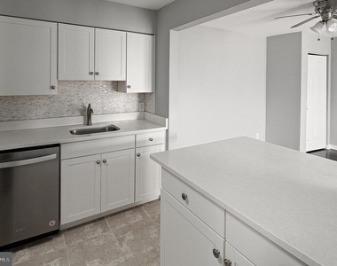 10133 Prince Place - Photo Thumbnail 8