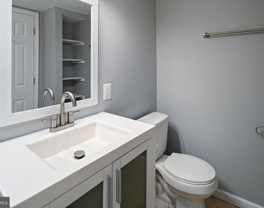10133 Prince Place - Photo Thumbnail 12