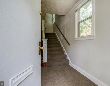 6120 41st Avenue - Photo Thumbnail 4