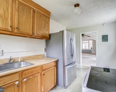 6120 41st Avenue - Photo Thumbnail 22
