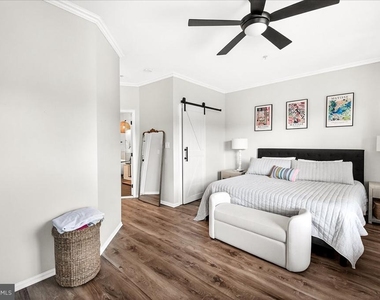 910 Featherstone Street - Photo Thumbnail 17