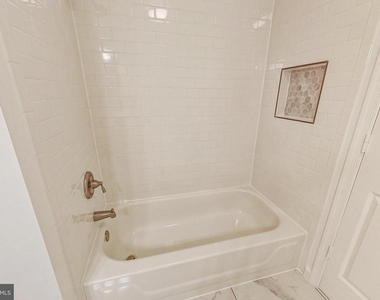 15300 Diamond Cove Terrace - Photo Thumbnail 17