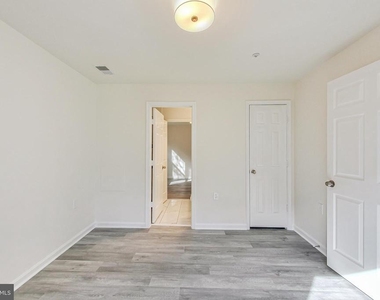 15300 Diamond Cove Terrace - Photo Thumbnail 25