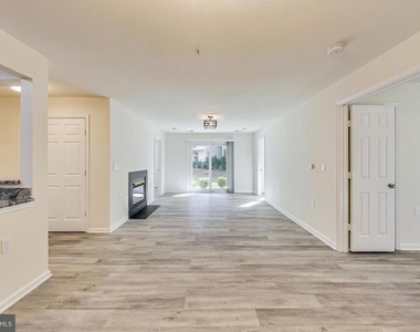15300 Diamond Cove Terrace - Photo Thumbnail 9