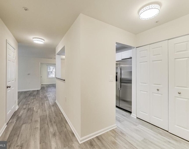 15300 Diamond Cove Terrace - Photo Thumbnail 2