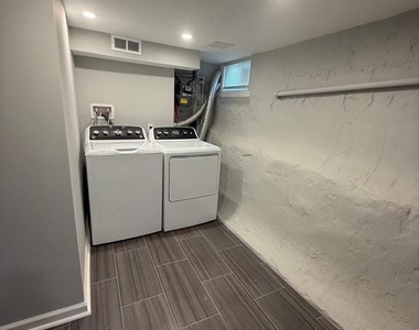 1517 Sycamore Street - Photo Thumbnail 17