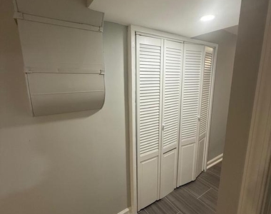 1517 Sycamore Street - Photo Thumbnail 5