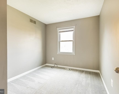 847 Harbor View Terrace - Photo Thumbnail 11