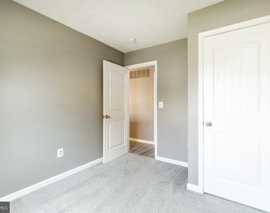 847 Harbor View Terrace - Photo Thumbnail 10