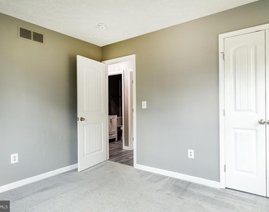 847 Harbor View Terrace - Photo Thumbnail 8