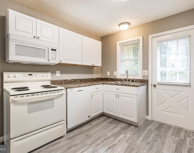847 Harbor View Terrace - Photo Thumbnail 3