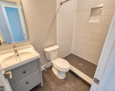 2013 Benning Road Ne - Photo Thumbnail 15