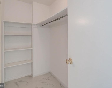4201 Cathedral Avenue Nw - Photo Thumbnail 9