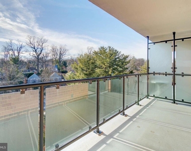 4201 Cathedral Avenue Nw - Photo Thumbnail 14