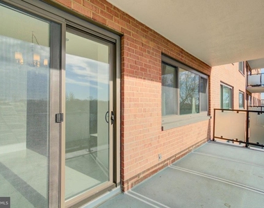 4201 Cathedral Avenue Nw - Photo Thumbnail 15
