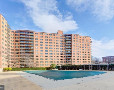 4201 Cathedral Avenue Nw - Photo Thumbnail 27