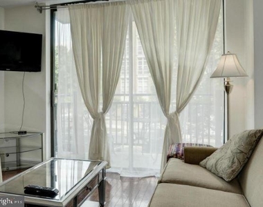 3401 38th Street Nw - Photo Thumbnail 3