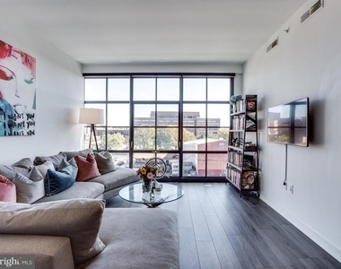 2030 Nw 8th Street Nw - Photo Thumbnail 10