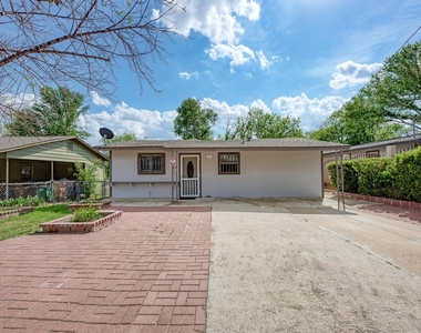 4701 Bandera Rd - Photo Thumbnail 1