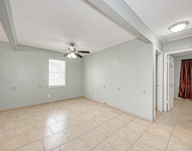 4701 Bandera Rd - Photo Thumbnail 8