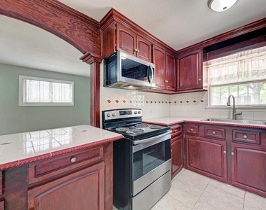 4701 Bandera Rd - Photo Thumbnail 13