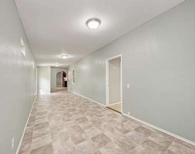 4701 Bandera Rd - Photo Thumbnail 18