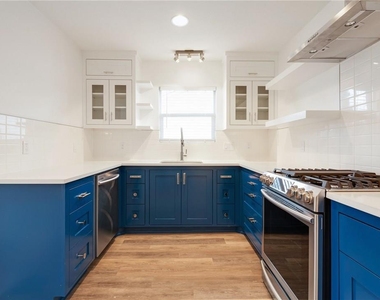 1021 E 45th St - Photo Thumbnail 10