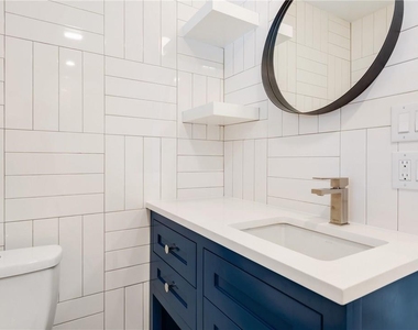 1021 E 45th St - Photo Thumbnail 21