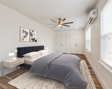 1021 E 45th St - Photo Thumbnail 3