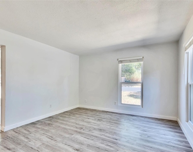 3462 Willowrun Dr - Photo Thumbnail 7