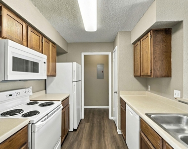 8804 Schick Rd - Photo Thumbnail 6