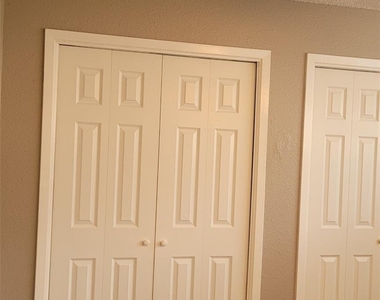 8804 Schick Rd - Photo Thumbnail 12