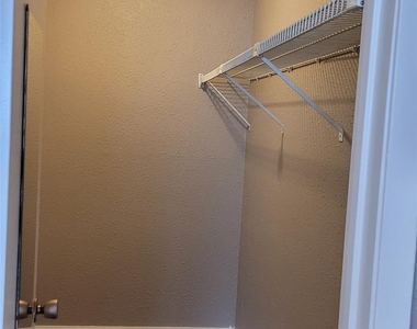 8804 Schick Rd - Photo Thumbnail 24