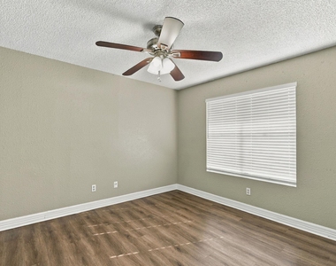 8804 Schick Rd - Photo Thumbnail 9